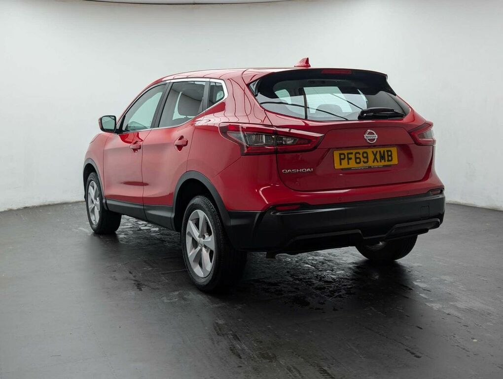 Nissan Qashqai 1.3 Qashqai Acenta Premium Dig-t PF69XMB Red #6