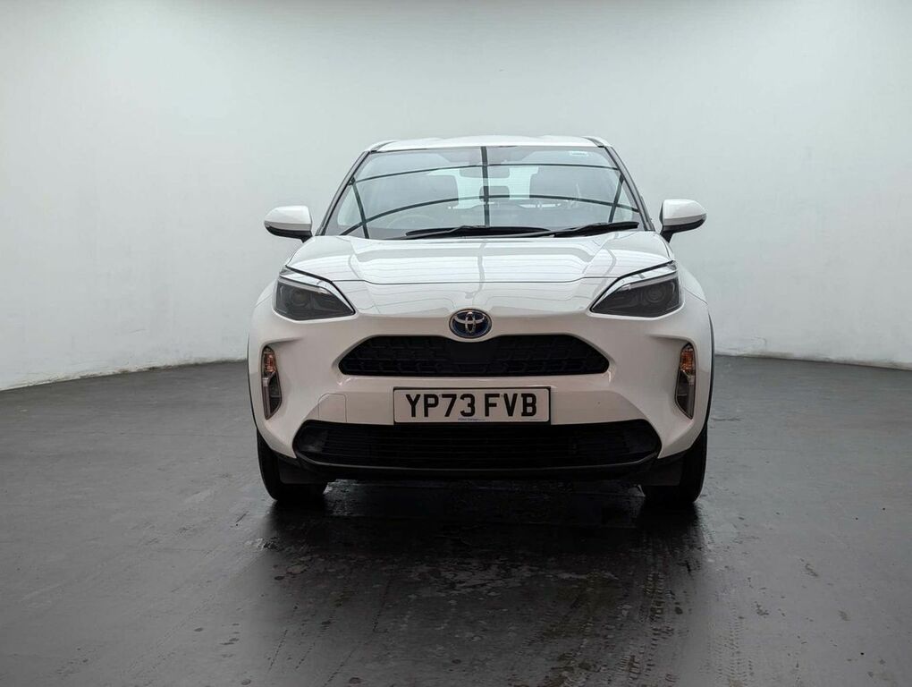 Toyota Yaris Cross 1.5 Yaris Cross Icon Hev YP73FVB White #4