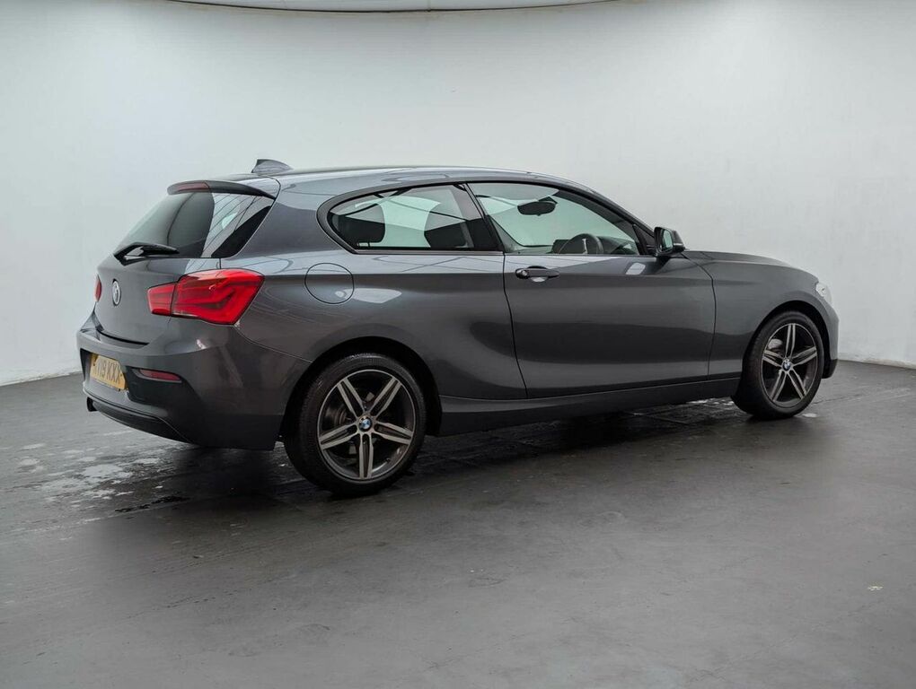 BMW 1 Series 1.5 118I Sport NV19KXX Grey #4