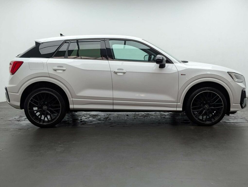 Audi Q2 1.5 Q2 Black Edition 35 Tfsi SL71BPZ White #4