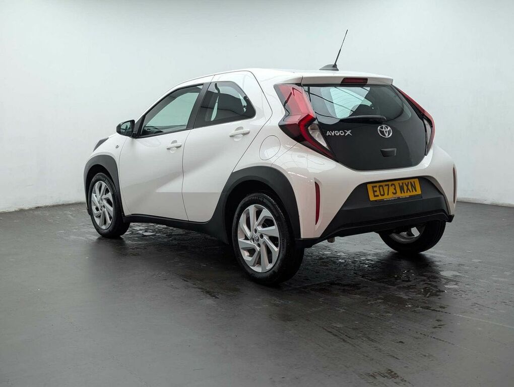 Toyota Aygo X 1.0 Aygo X Pure Vvt-i EO73WXN White #6