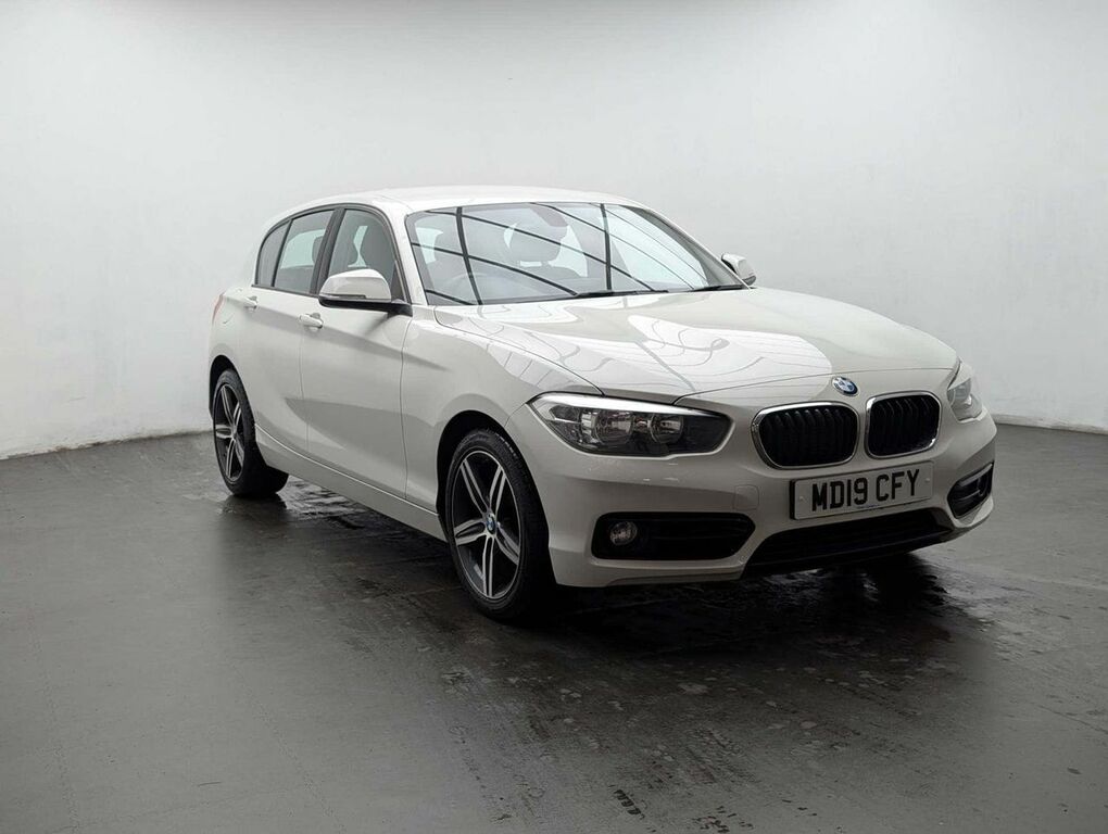 BMW 1 Series 1.5 118I Sport White #2
