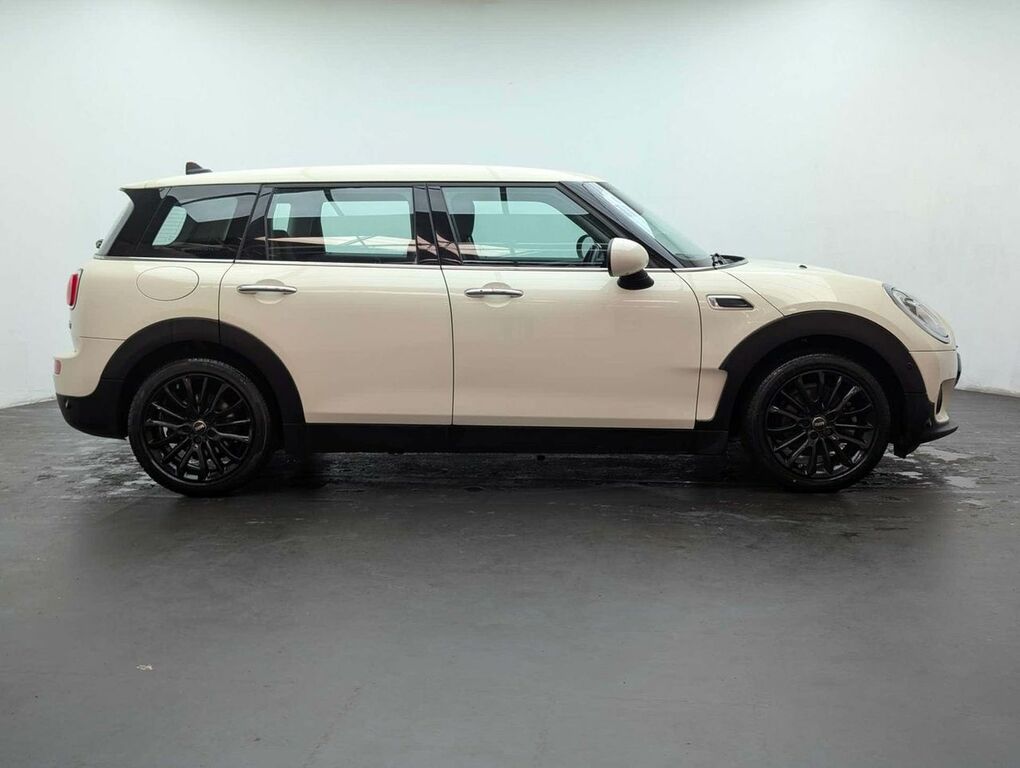 Mini Clubman 1.5 Clubman Cooper 6Dr White #6