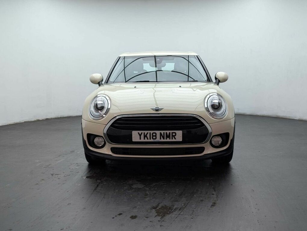 Mini Clubman 1.5 Clubman Cooper 6Dr White #4