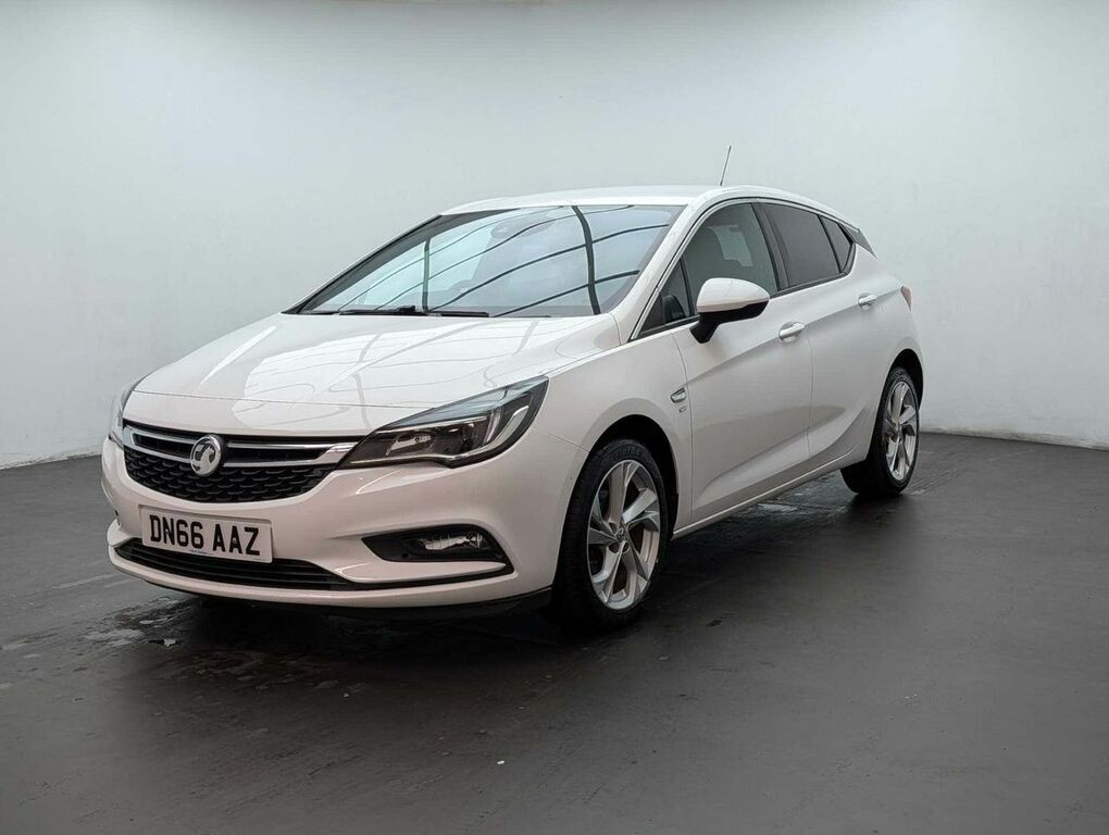 Vauxhall Astra 1.4 Astra Sri T DN66AAZ White #4