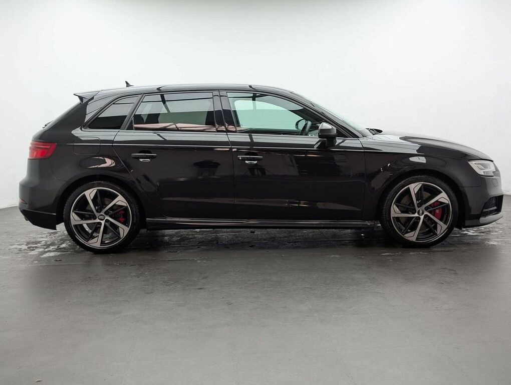 Audi S3 2.0 S3 Sportback Tfsi Black Edition Quattro Semi-a WF19AUA Black #4