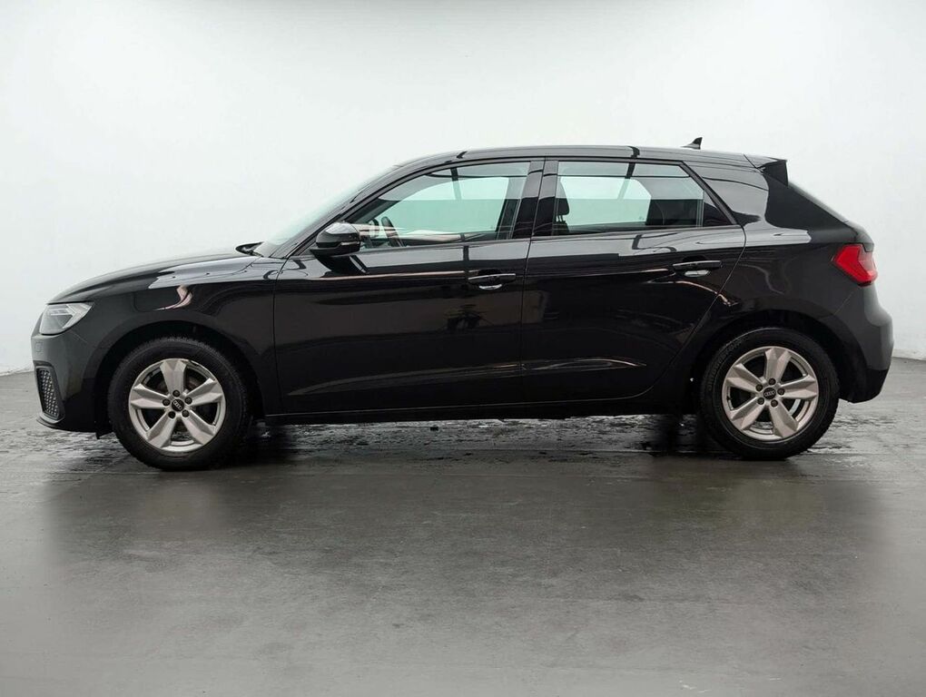 Audi A1 1.0 A1 Sportback 25 Tfsi Technik LR70XVO Black #5