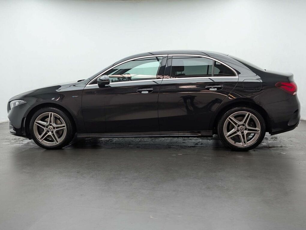 Mercedes-Benz A Class 1.3 A 250 Amg Line E WN70XCZ Black #5