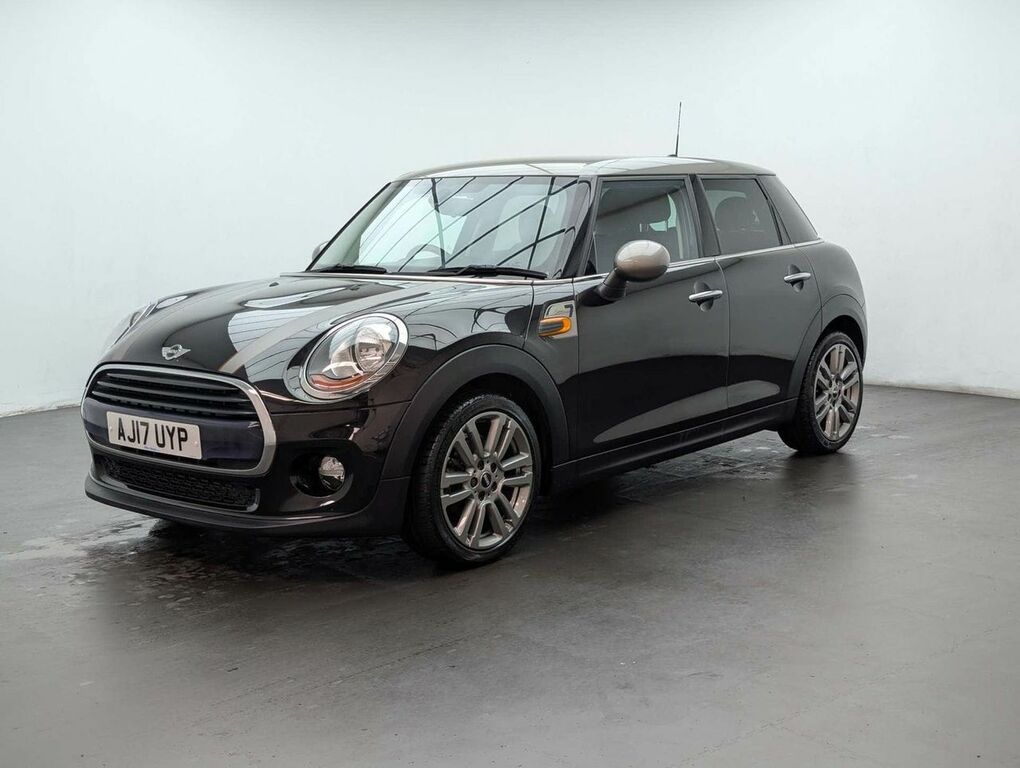 Mini Hatch 1.5 Cooper Seven AJ17UYP Black #4