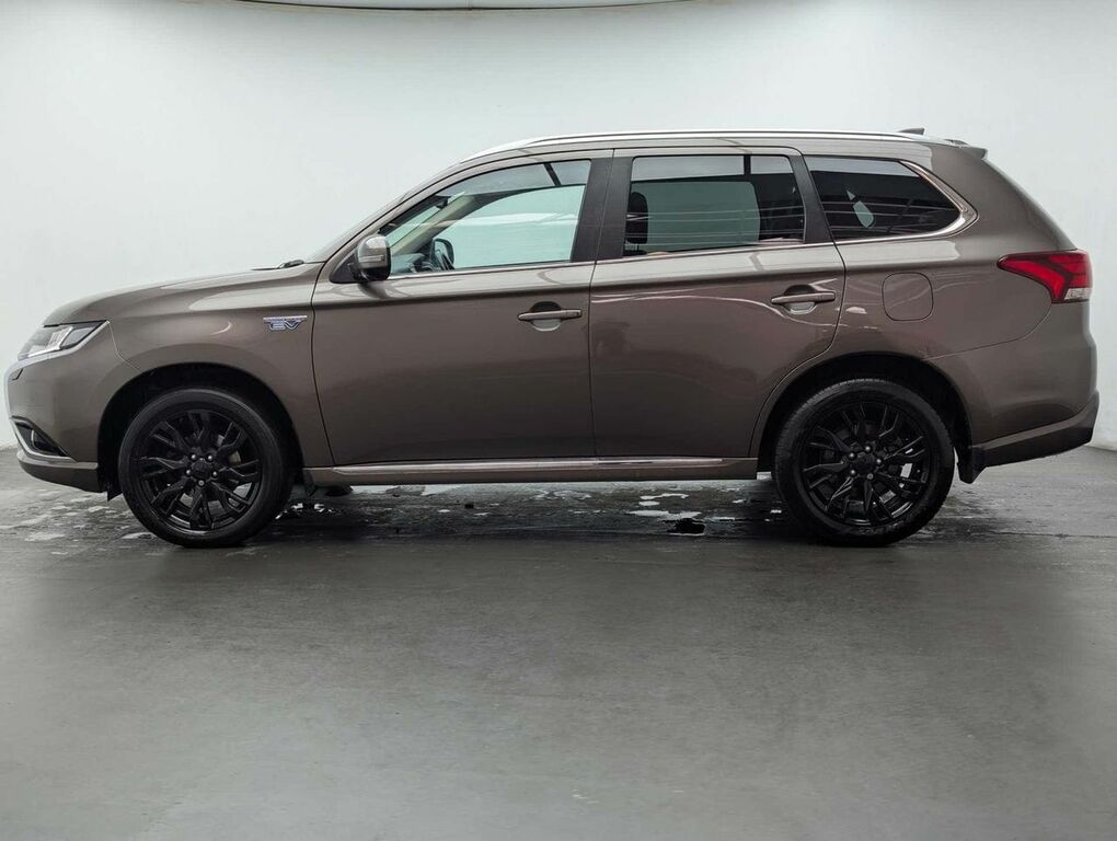 Mitsubishi Outlander 2.0 Outlander 4H Phev Cvt 4Wd WN18CGY Brown #5