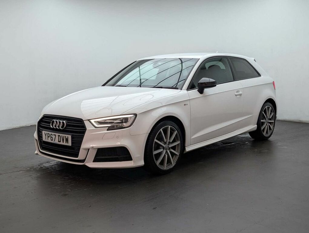 Audi A3 1.5 3 Black Edition Tfsi YP67DVW White #4