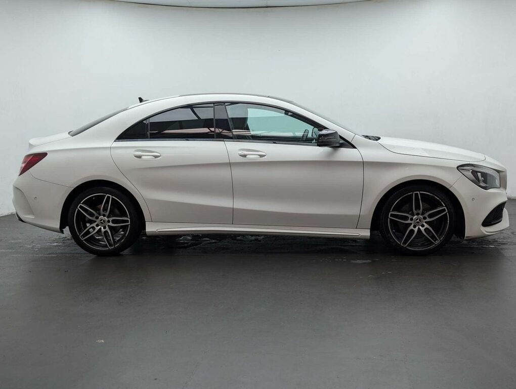 Mercedes-Benz CLA Class 2.1 Cla 220 D Amg Line White #3