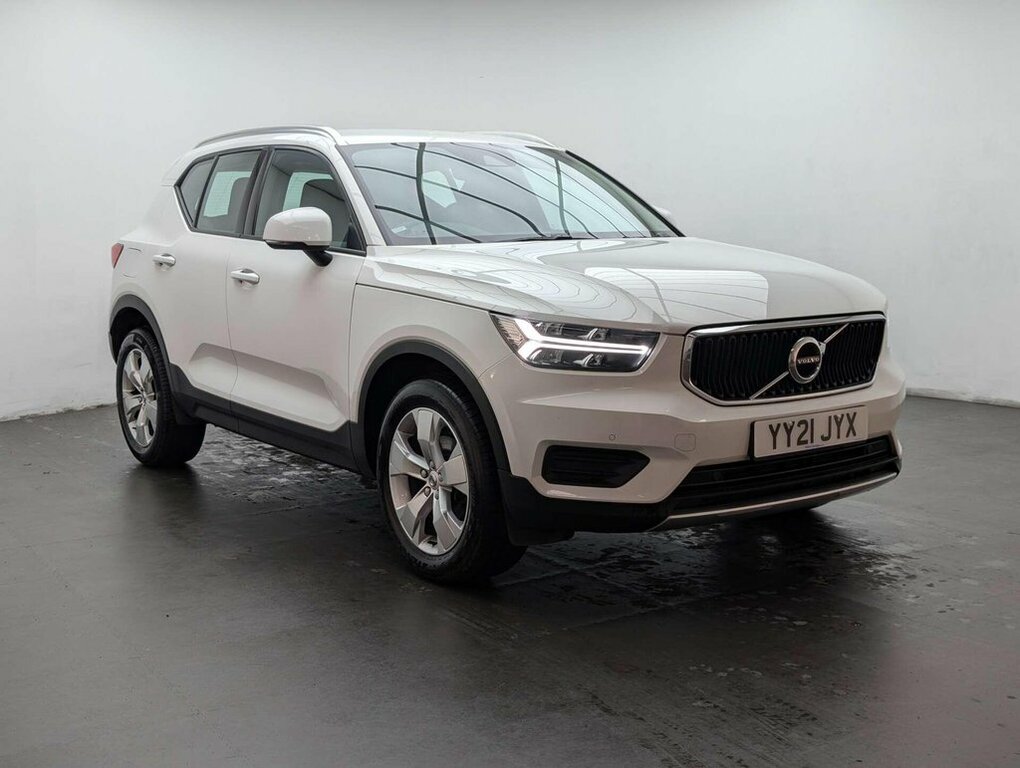 Volvo XC40 1.5L Momentum YY21JYX White #2