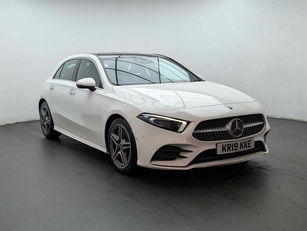 Mercedes-Benz A Class 2.0 A 220 Amg Line Premium KR19KKE White #2