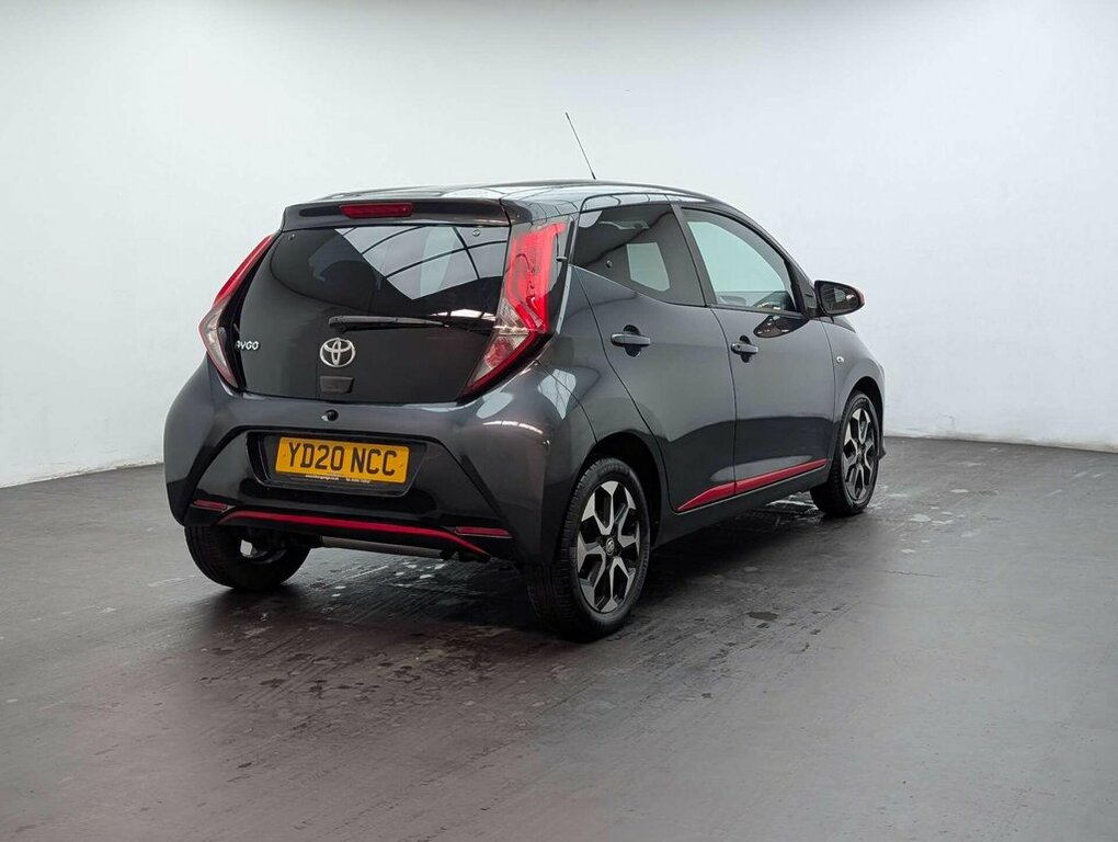 Toyota Aygo X 1L X-trend Grey #4
