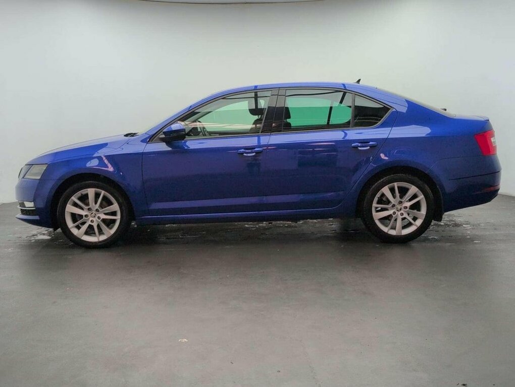 Skoda Octavia 1.5L Se L Blue #5