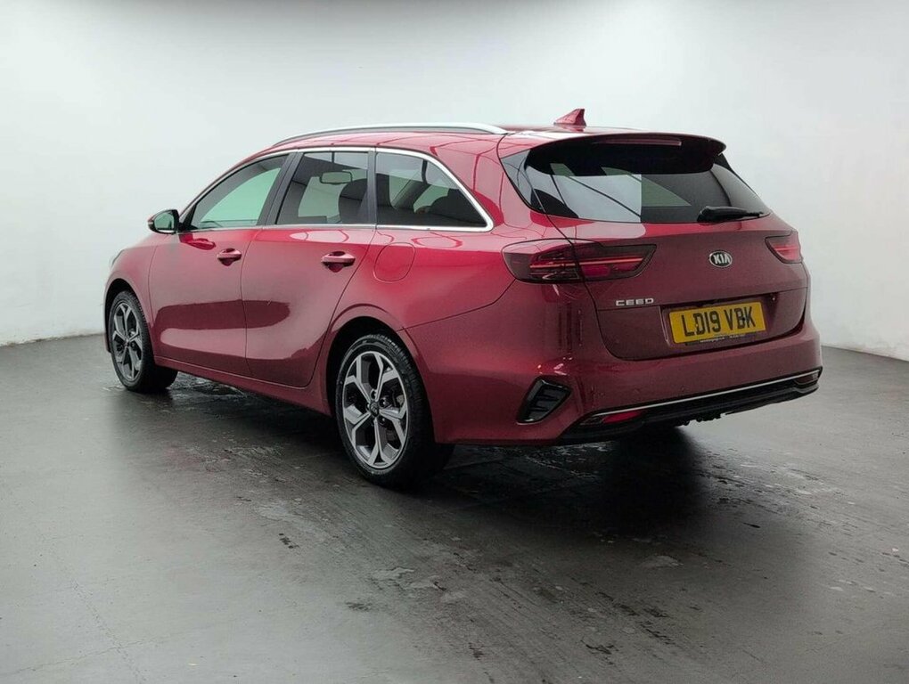 Kia Ceed 1.6L 3 Red #6
