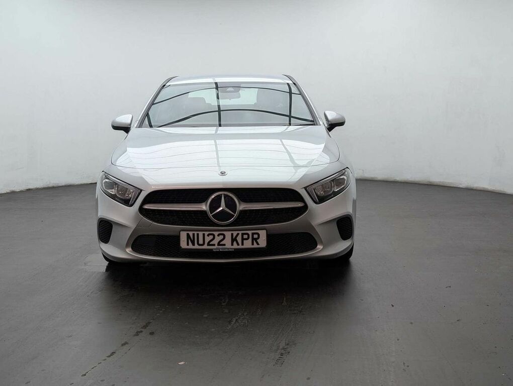 Mercedes-Benz A Class 1.3 A 200 Sport NU22KPR Silver #3