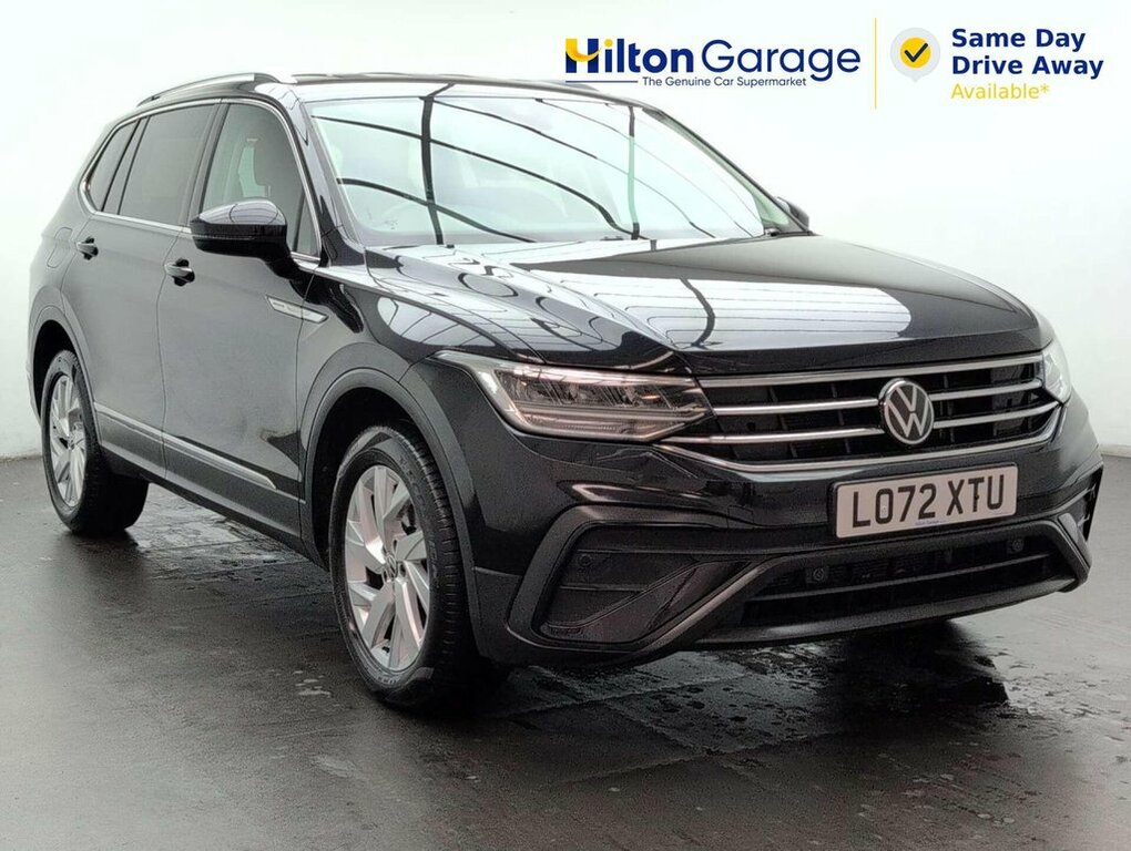 Volkswagen Tiguan Allspace 1.5L Life Black