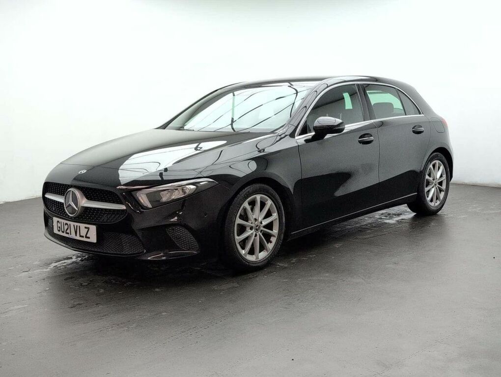 Mercedes-Benz A Class 1.3 A 200 Sport Executive GU21VLZ Black #4