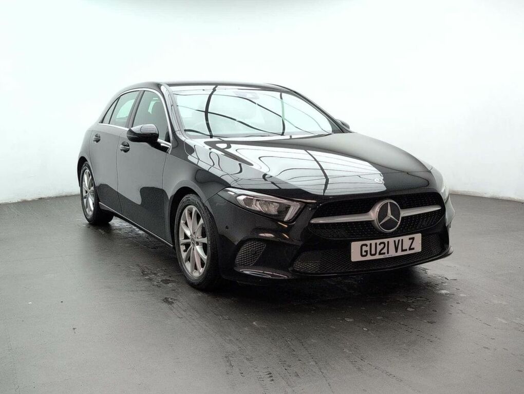 Mercedes-Benz A Class 1.3 A 200 Sport Executive GU21VLZ Black #2