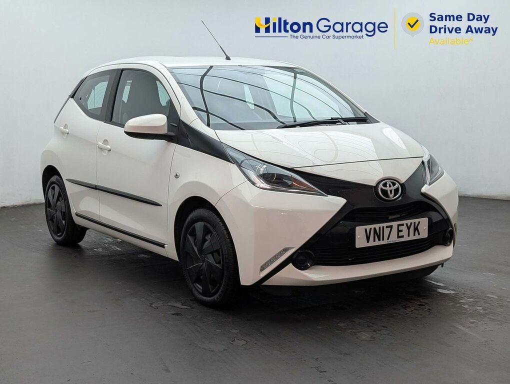 Toyota Aygo X 1.0 Aygo X-play Vvt-i Cvt White