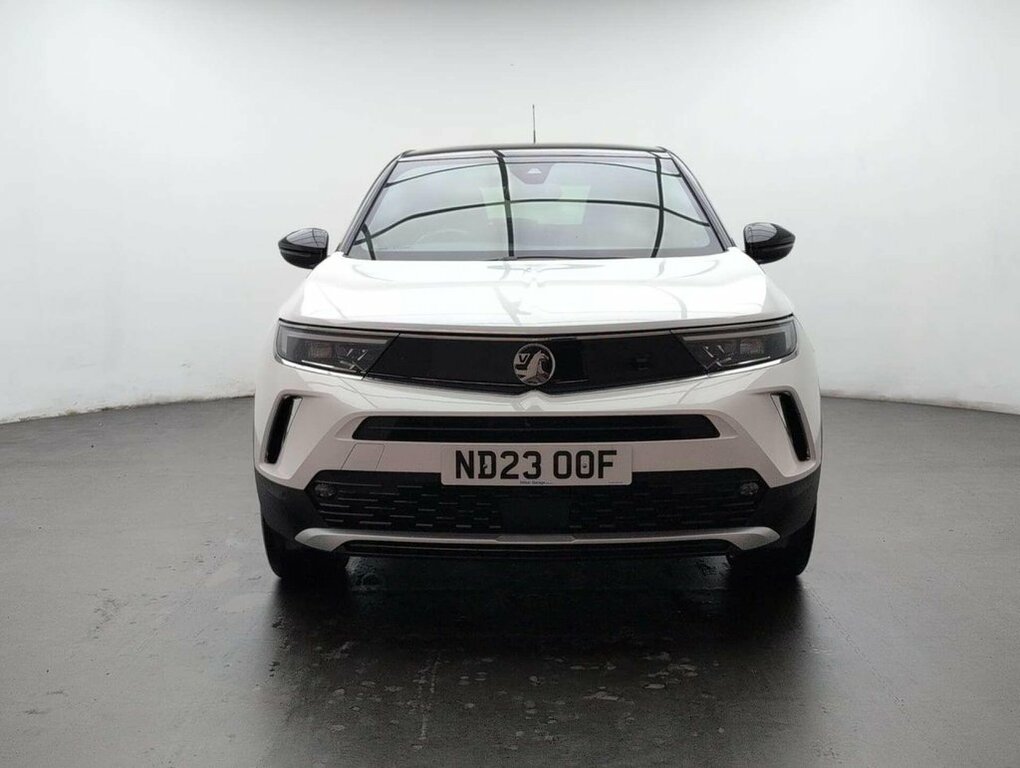 Vauxhall Mokka-e Suv ND23OOF White #3