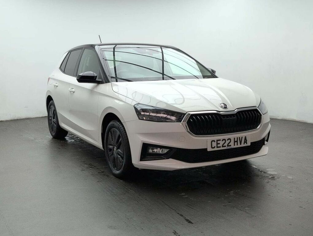 Skoda Fabia 1.0 Fabia Colour Edition Tsi CE22HVA White #2
