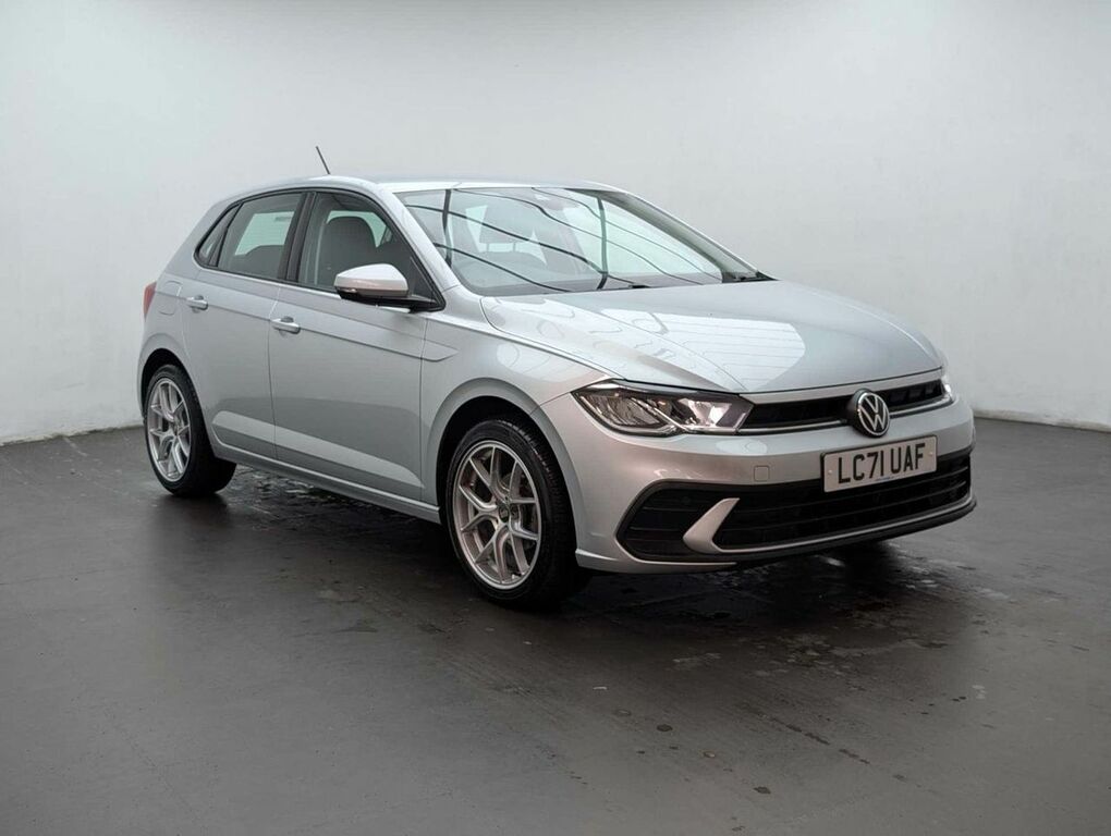 Volkswagen Polo 1.0 Polo Life Tsi LC71UAF Silver #2