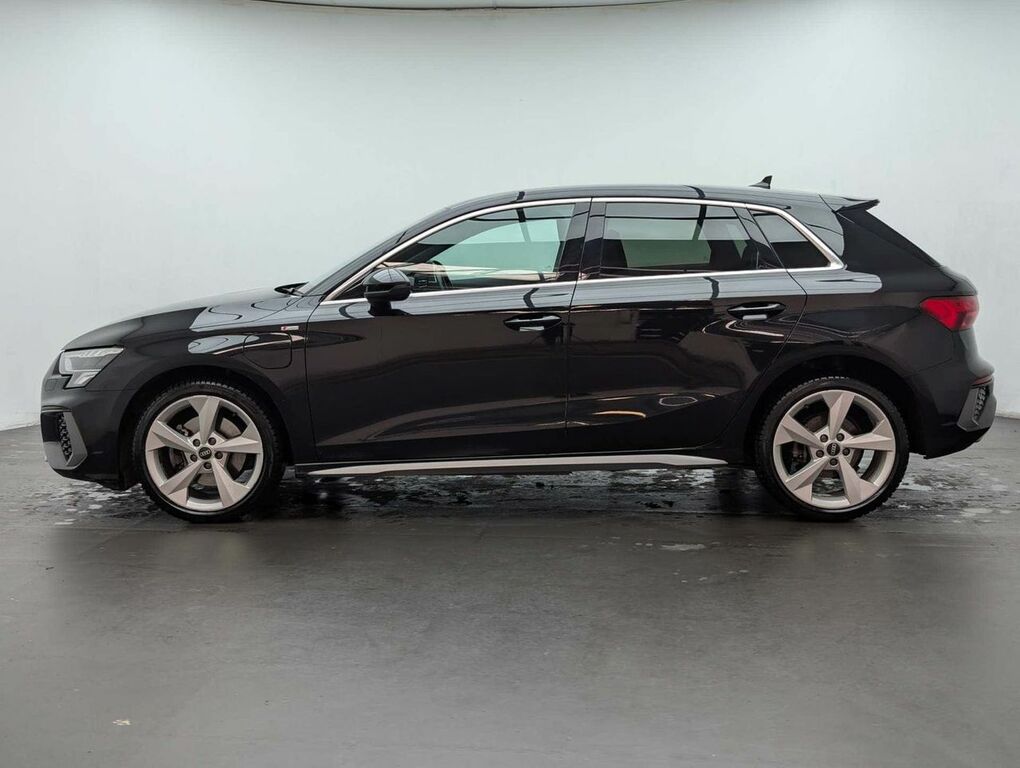 Audi A3 1.4 A3 Sportback 40 Tfsi S Line E YK22ZFP Black #5