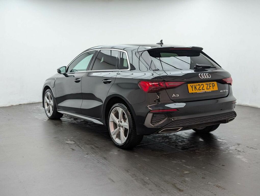 Audi A3 1.4 A3 Sportback 40 Tfsi S Line E YK22ZFP Black #6