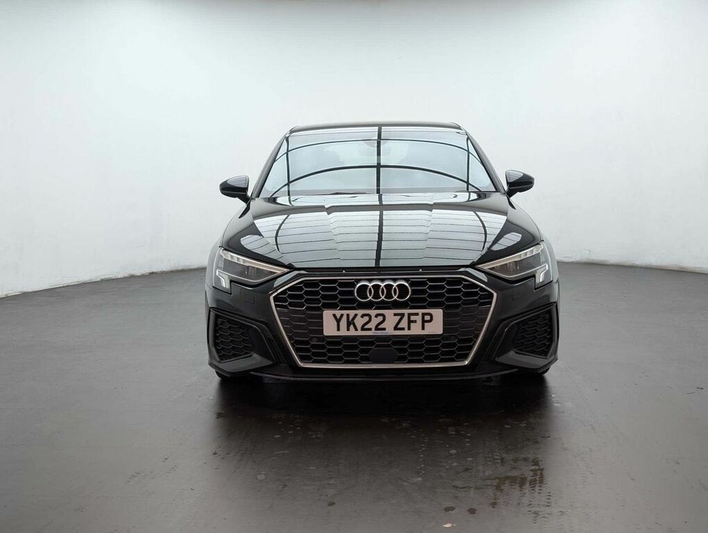 Audi A3 1.4 A3 Sportback 40 Tfsi S Line E YK22ZFP Black #3