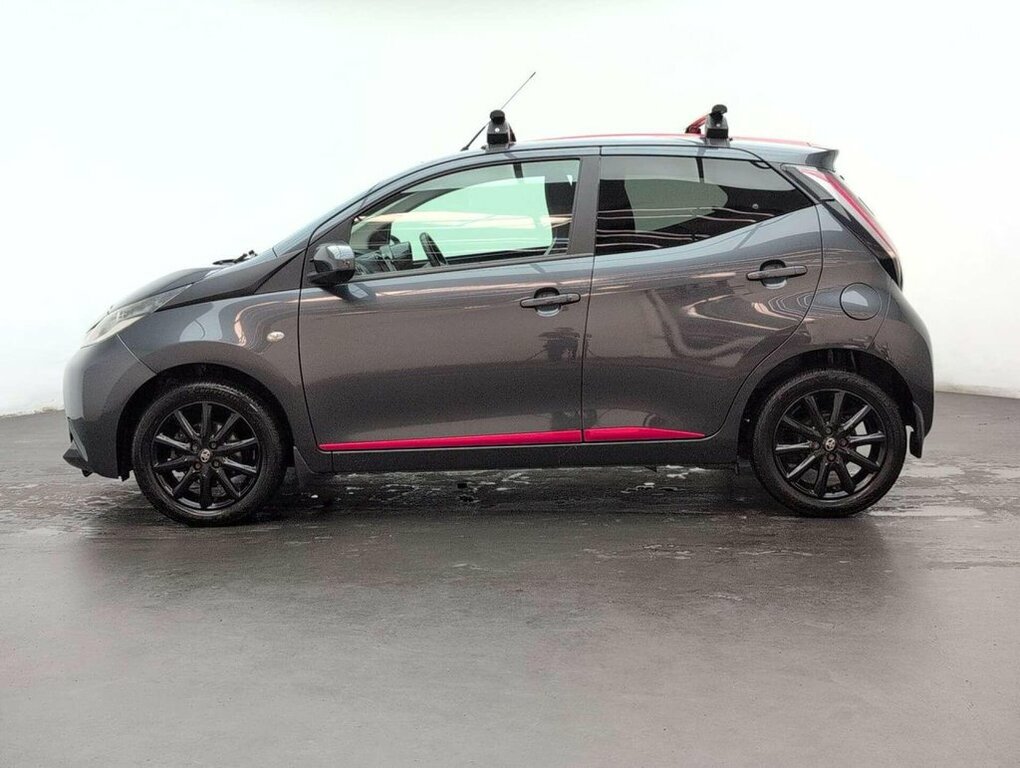 Toyota Aygo X 1L X-press FL67OJZ Grey #5