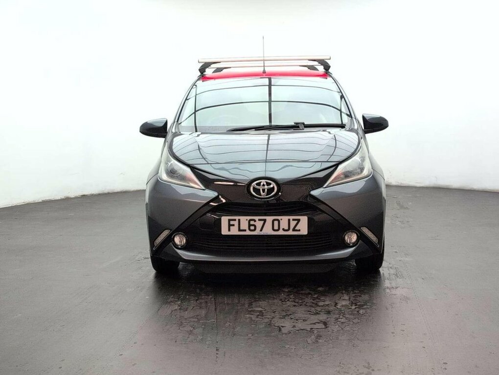 Toyota Aygo X 1L X-press FL67OJZ Grey #3