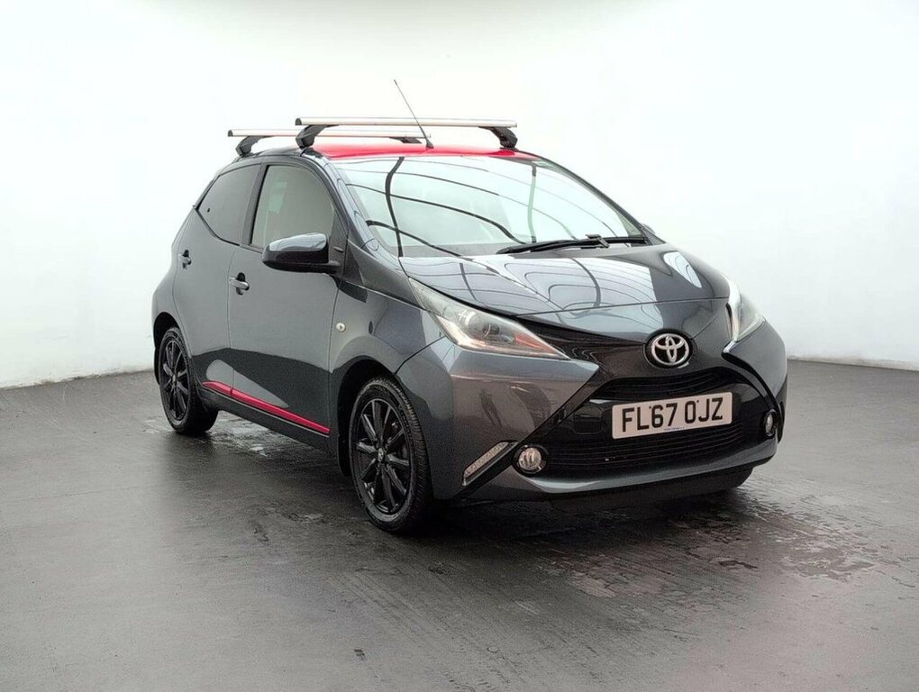Toyota Aygo X 1L X-press FL67OJZ Grey #2