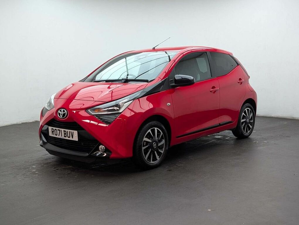 Toyota Aygo X 1.0 Aygo X-trend Tss Vvt-i Red #4