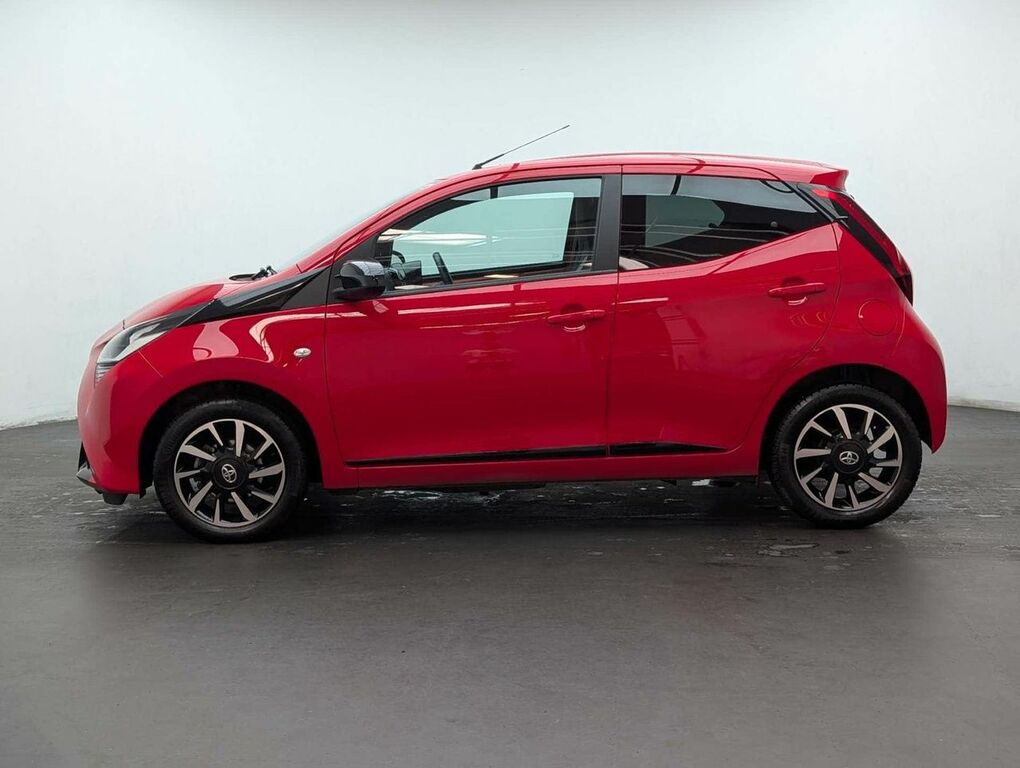 Toyota Aygo X 1.0 Aygo X-trend Tss Vvt-i Red #5