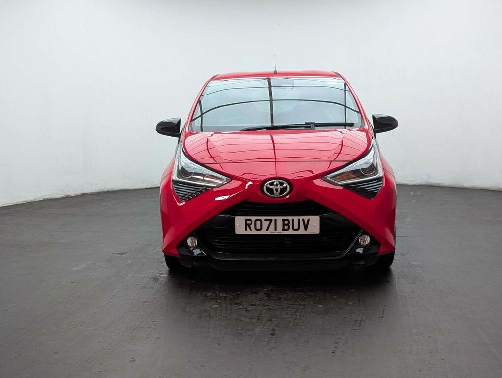 Toyota Aygo X 1.0 Aygo X-trend Tss Vvt-i Red #3