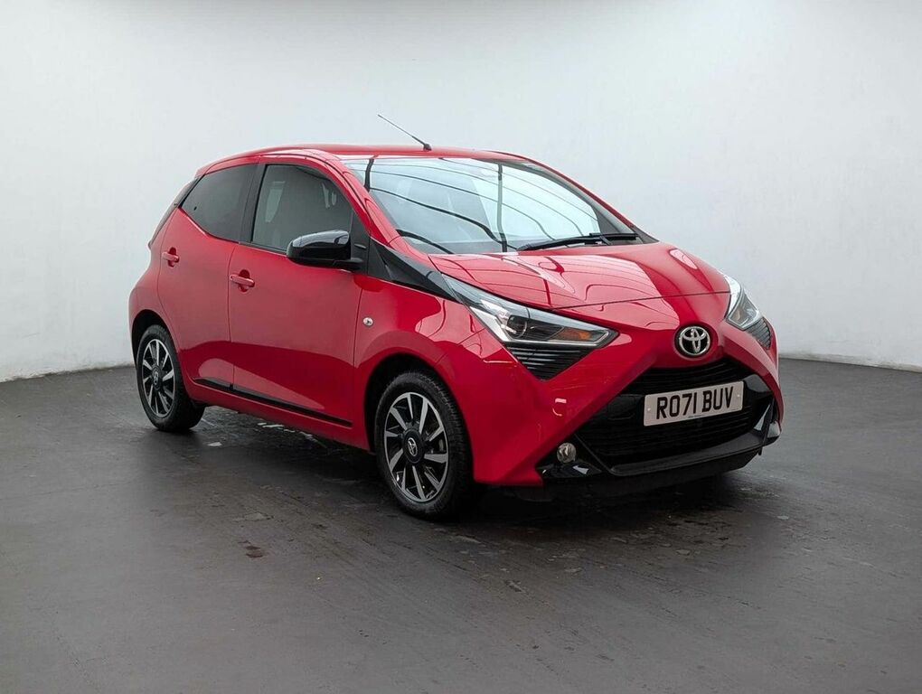 Toyota Aygo X 1.0 Aygo X-trend Tss Vvt-i Red #2