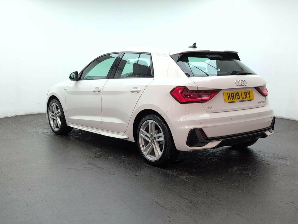 Audi A1 1.5L S Line KR19LRY White #6
