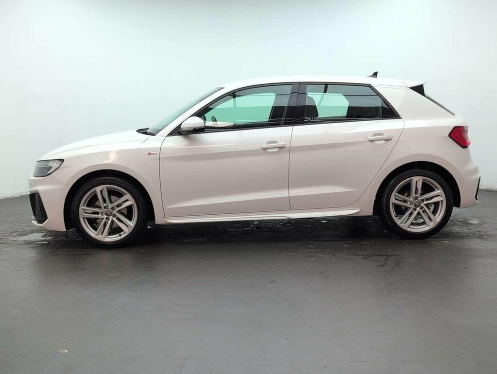 Audi A1 1.5L S Line KR19LRY White #5