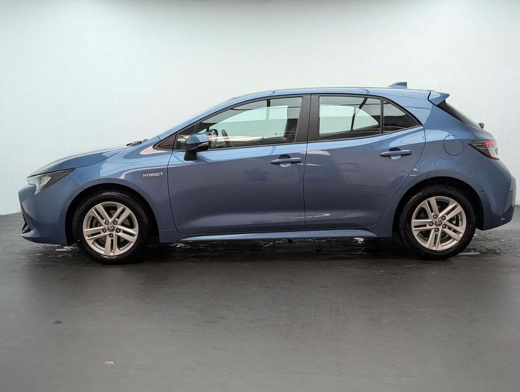 Toyota Corolla 1.8 Corolla Icon Tech Hev Cvt DY70TGJ Blue #5