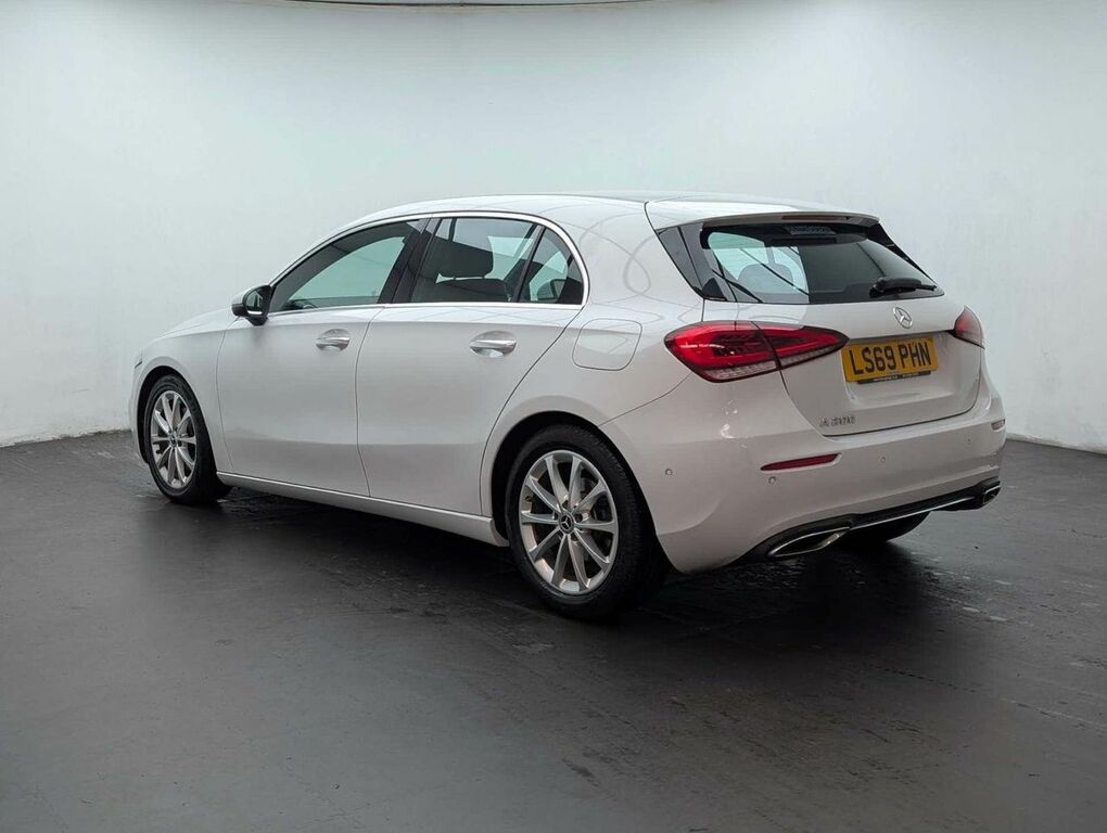Mercedes-Benz A Class 1.3 A 200 Sport Premium LS69PHN White #6