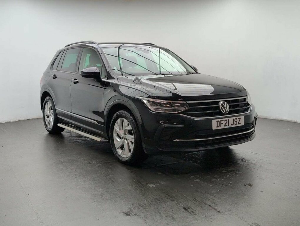 Volkswagen Tiguan 1.5L Life DF21JSZ Black #2