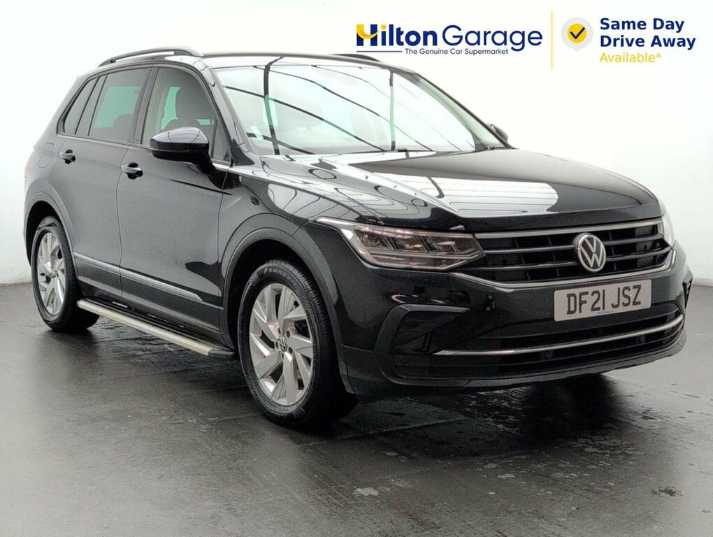 Volkswagen Tiguan 1.5L Life Black