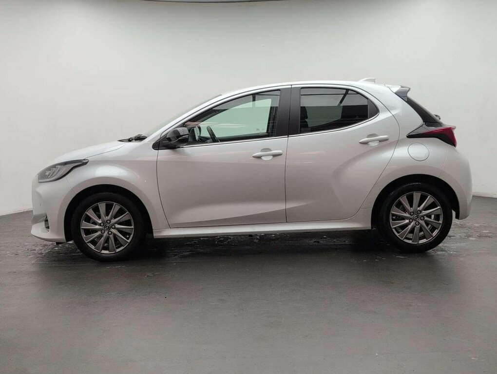 Mazda 2 1.5L Select FR73CHV White #5