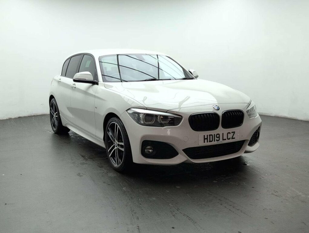 BMW 1 Series 1.5L M Sport Shadow Edition White #2