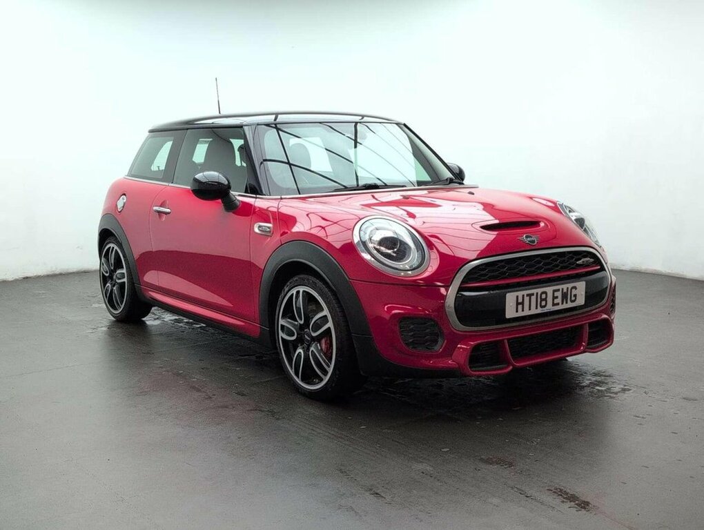 Mini Hatch 2.0 John Cooper Works Red #2