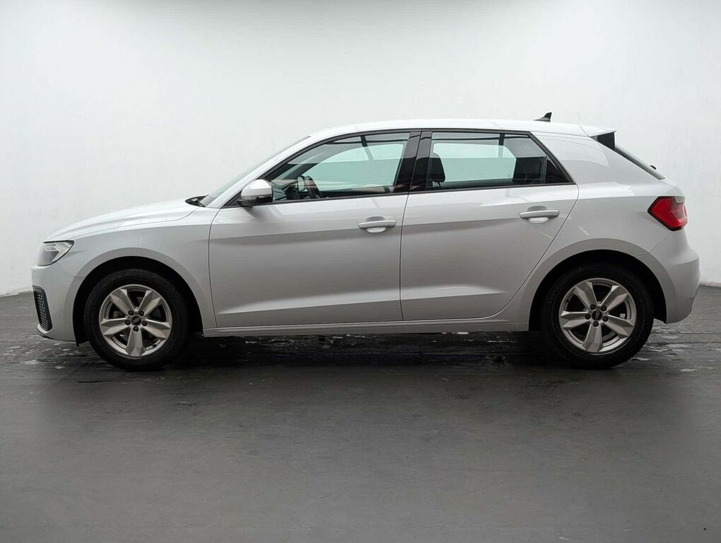 Audi A1 1.0 A1 Sportback 25 Tfsi Technik WN22GBX White #5