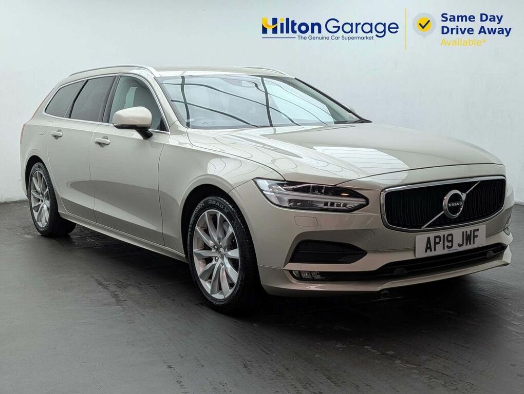 Volvo V90 2.0 V90 Momentum Pro T4 Gold
